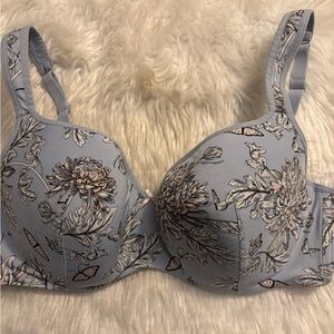 Cacique Bra size 40DD